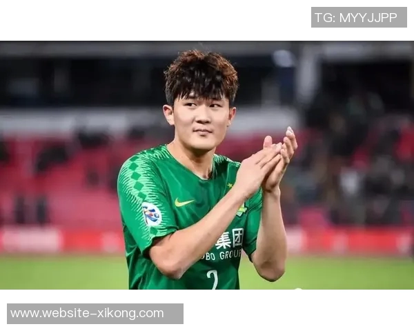 金玟哉因欧冠受伤未与球队训练今日安排休息以待恢复 金玟哉因欧冠受伤未与球队训练今日安排休息以待恢复