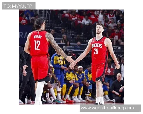 亚当斯替补出战12分钟表现神勇四投全中贡献8分2板2助 亚当斯替补出战12分钟表现神勇四投全中贡献8分2板2助