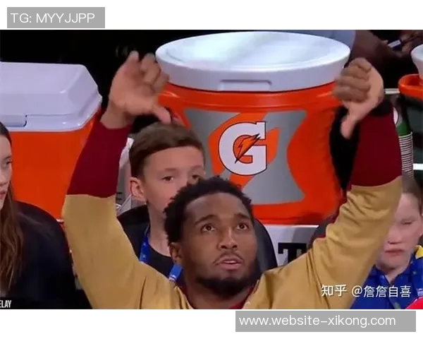 2米26控卫文班亚马展现全能球技助攻队友三分球精彩瞬间 2米26控卫文班亚马展现全能球技助攻队友三分球精彩瞬间