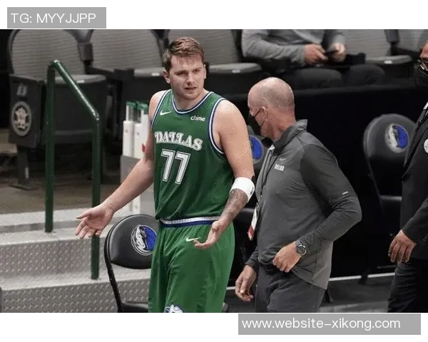 媒体人回顾小丁2018年中国赛独行侠球权事件揭示人情世故的重要性 媒体人回顾小丁2018年中国赛独行侠球权事件揭示人情世故的重要性