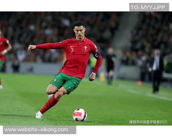 塞梅多传中C罗错失良机做出遗憾手势只差一点就能进球 塞梅多传中C罗错失良机做出遗憾手势只差一点就能进球