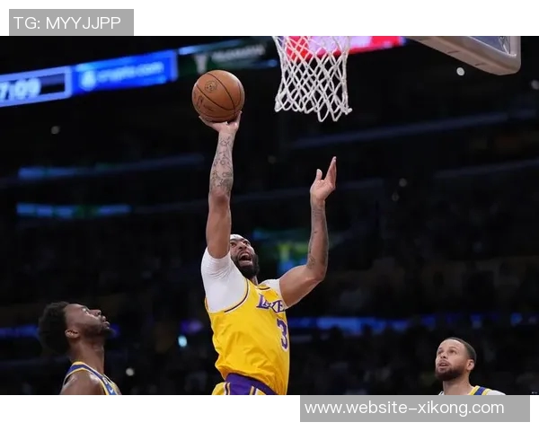 浓眉透露增重68公斤秘诀称赛季中保持体重避免过于单薄 浓眉透露增重68公斤秘诀称赛季中保持体重避免过于单薄