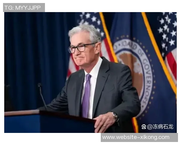 鲍威尔首节火力全开三分球三连击并制造三分犯规表现抢眼 鲍威尔首节火力全开三分球三连击并制造三分犯规表现抢眼