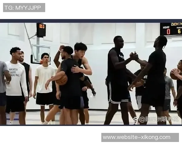 杨瀚森分享与利拉德霍勒迪的相处经历新赛季心态轻松不再紧张 杨瀚森分享与利拉德霍勒迪的相处经历新赛季心态轻松不再紧张