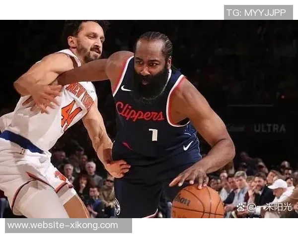 卢指导强调哈登比尔小卡祖巴茨首发组合需寻找最佳化学反应 卢指导强调哈登比尔小卡祖巴茨首发组合需寻找最佳化学反应