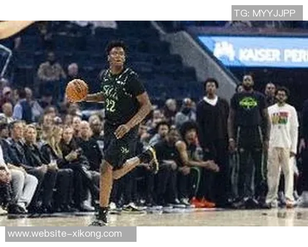 奎因砍下33分10板10助4帽只在乎胜利不在乎数据 奎因砍下33分10板10助4帽只在乎胜利不在乎数据