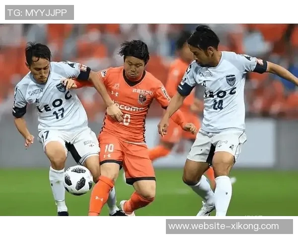 18岁中国后卫关德晴加盟川崎前锋一线队展现成长之路